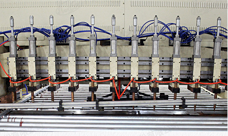 Hwashi última máquina de soldadura automática de cubierta de puerta de tipo de galería de metal de tipo inversor