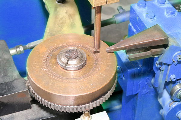 Equipo de soldadura de cerraduras automotrices Hwashi Soldadura confiable para cerraduras seguras de vehículos 4